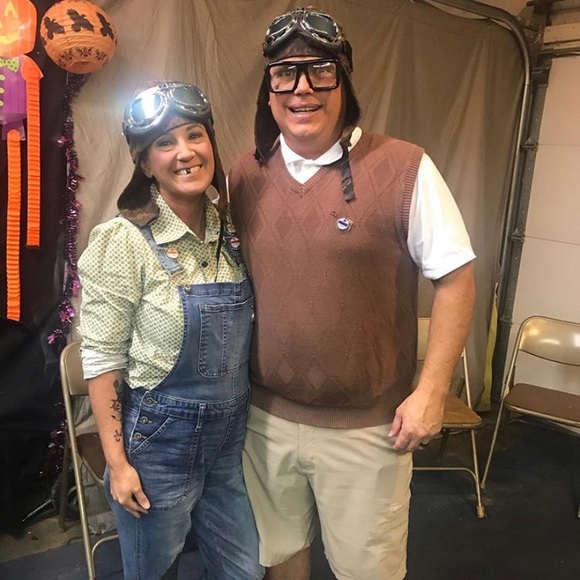 Meet your posher - Picture 2 of 3